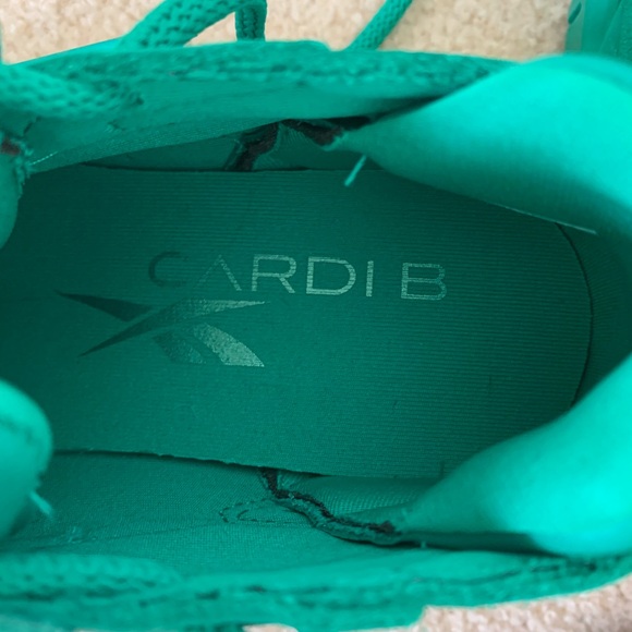 Reebok Club C Cardi B V2 Emerald Green sneakers 7.5 NWT GY7213 - Picture 4 of 9
